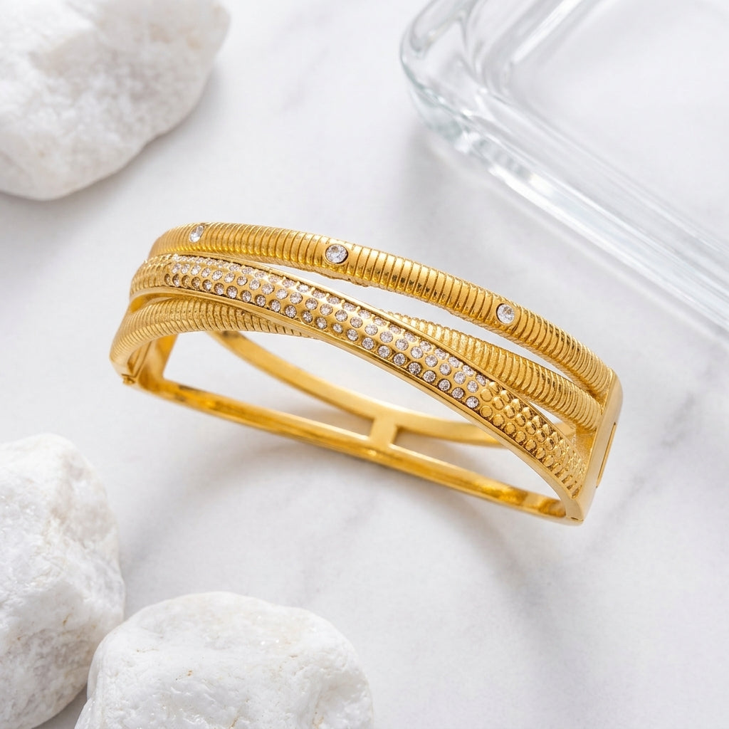 The Echo Bangle