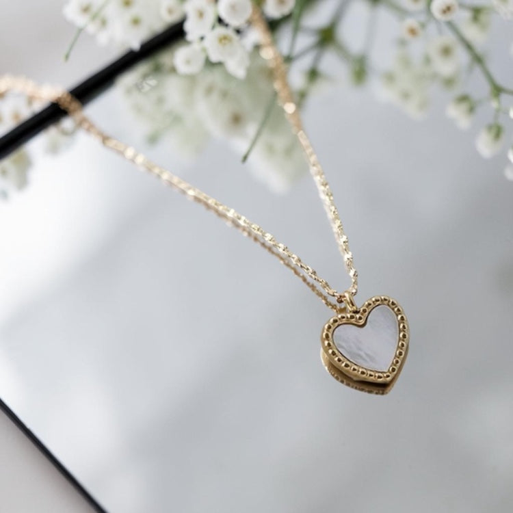 Heart Mother Pearl Necklace
