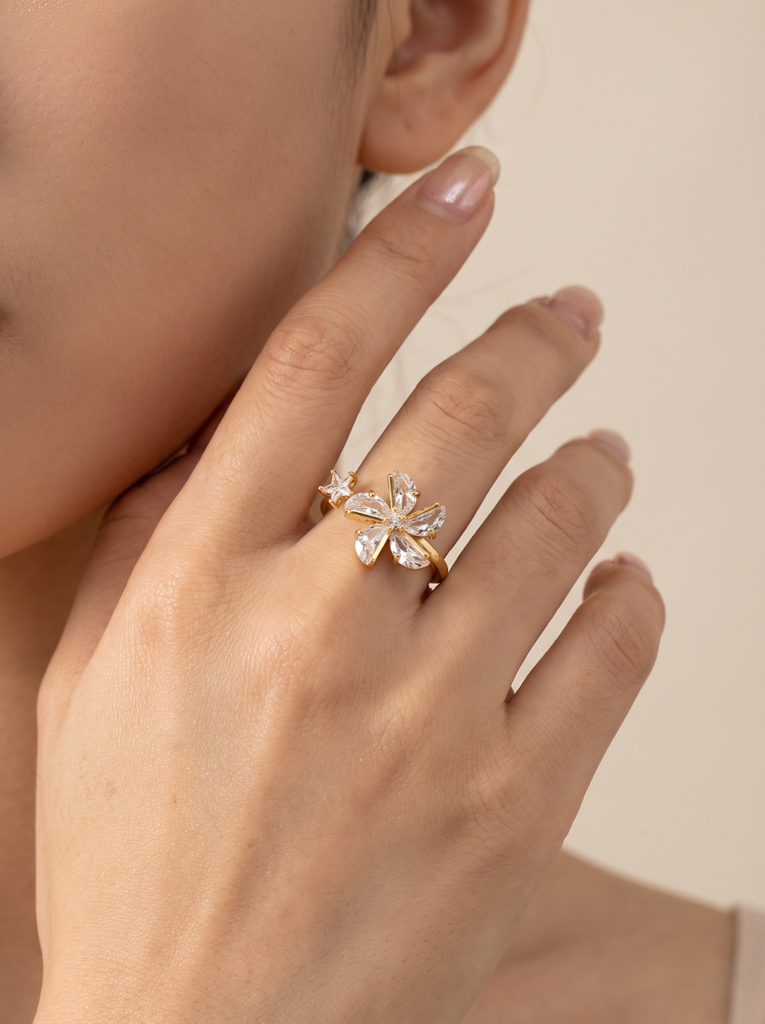 The SPIN STAR Elegant Fidget Ring