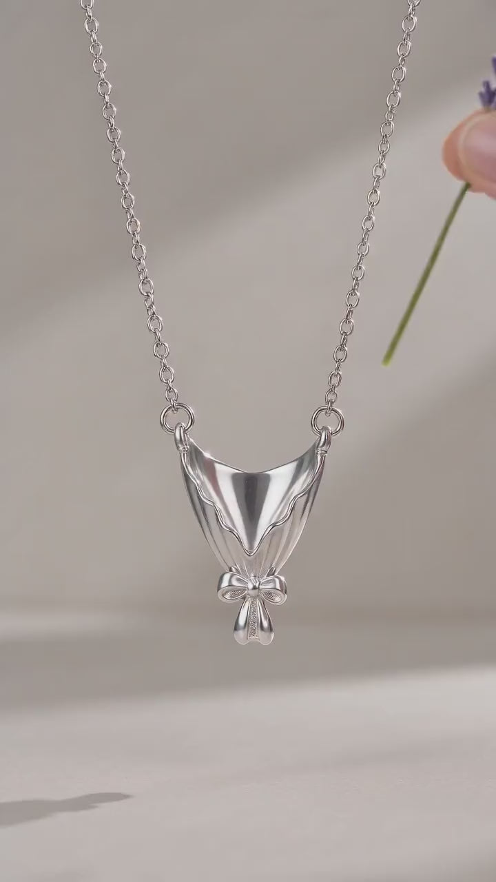 Bloom Anywhere | Tiny Bouquet Necklace